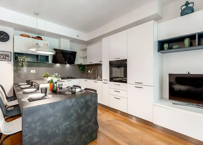 Stayeasy Gargano - Stylish With Private Yard Milan