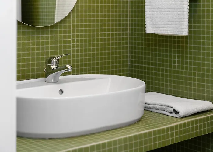 L Angolo Di Giulia, Tradizionale Casa Di Ringhiera Milão