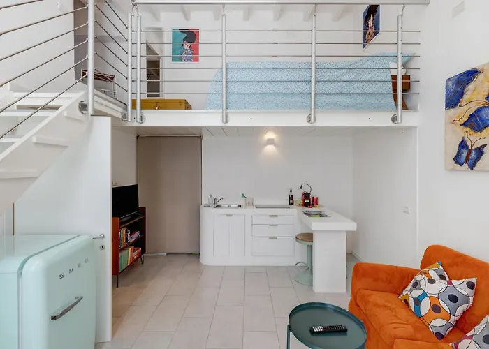 L Angolo Di Giulia, Tradizionale Casa Di Ringhiera *