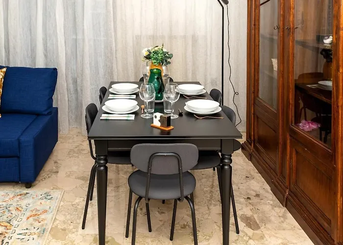 Spacious Near Bocconi * Milan