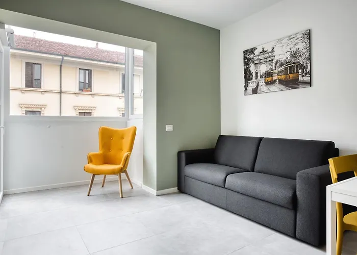 Hostmate - - Genesio -maciachini * ميلان