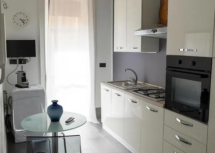 Beautiful Floral On Navigli