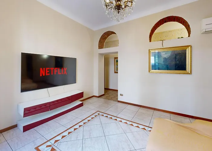 Daire Wonderful Downtown Apartment-hd Netflix, King-size Bed, Two Minutes' Walk From Metro Milano