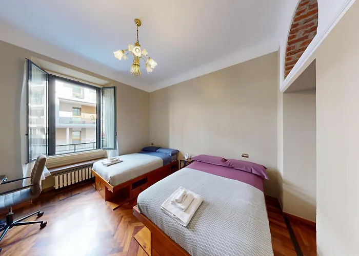 Wonderful Downtown Apartment-hd Netflix, King-size Bed, Two Minutes' Walk From Metro * Mailand
