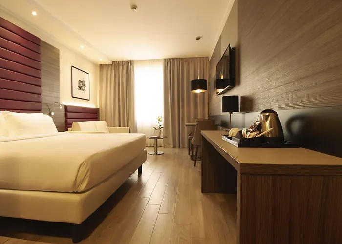 Ih Lorenteggio Otel