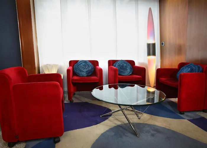 호텔 메디올라눔 4*