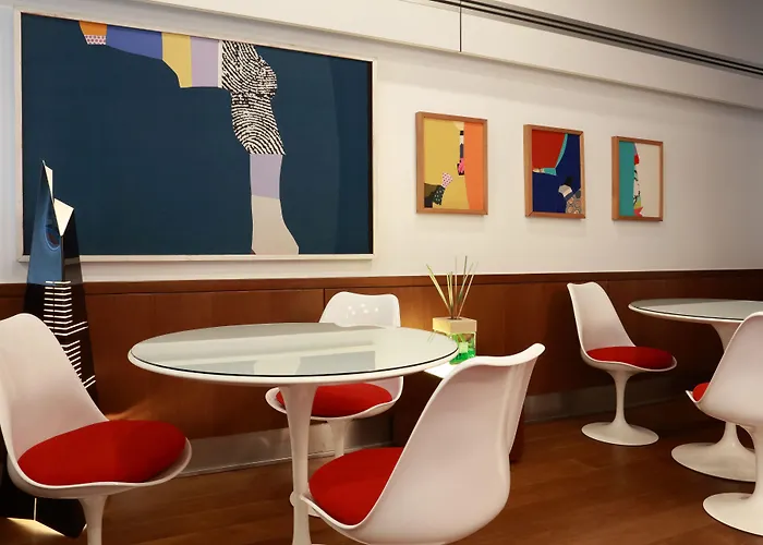 호텔 메디올라눔 4*