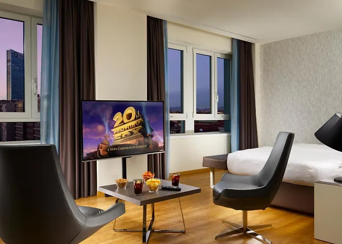 Century 4* 밀라노