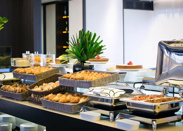 Starhotels Tourist Hotel 4*