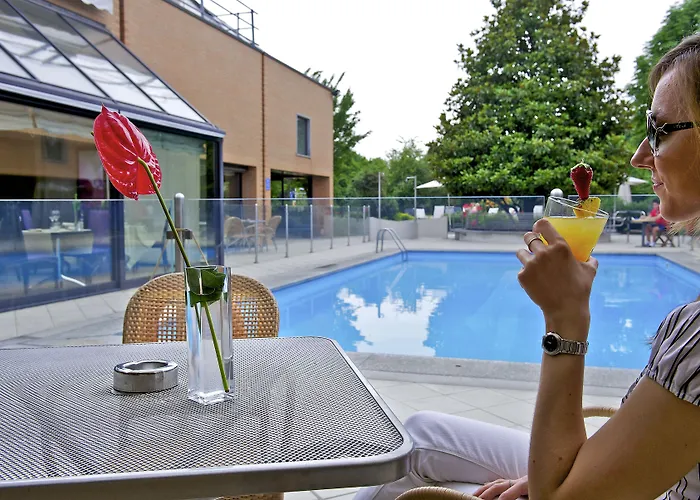 Novotel Linate Aeroporto Otel 4*