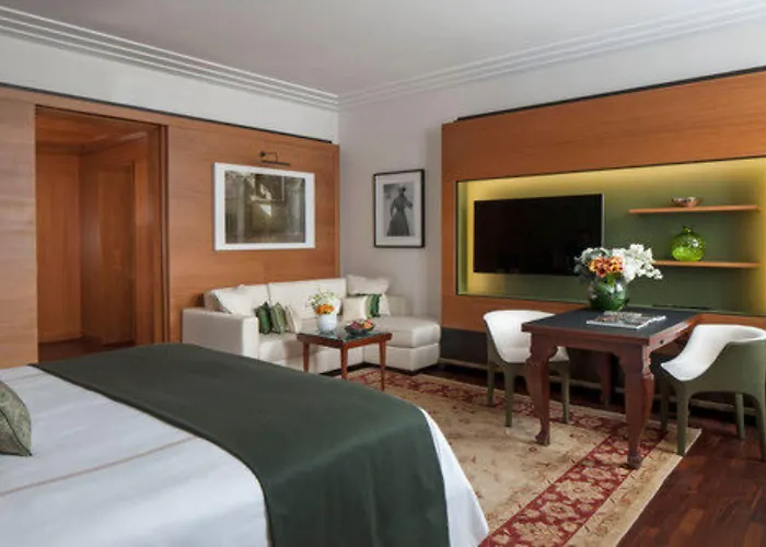 Four Seasons 5* Milán