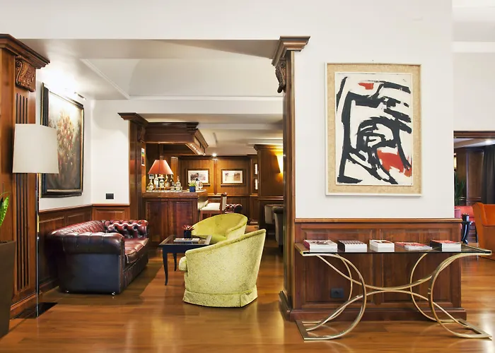 시나 드 라 빌 호텔 4*