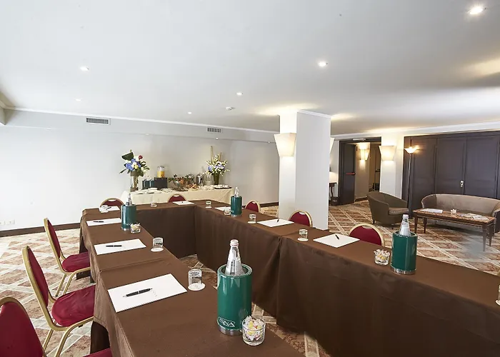 시나 드 라 빌 밀라노