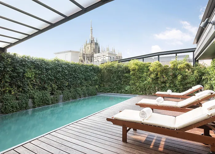 시나 드 라 빌 4*