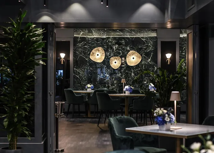 시나 드 라 빌 밀라노