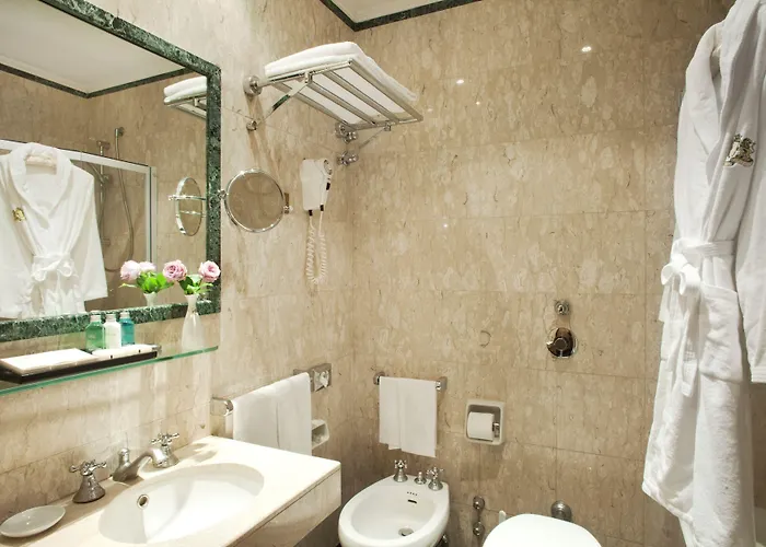 시나 드 라 빌 4* 밀라노