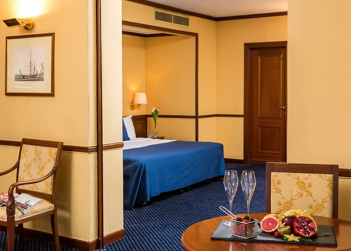 米兰市中心莱昂纳多酒店