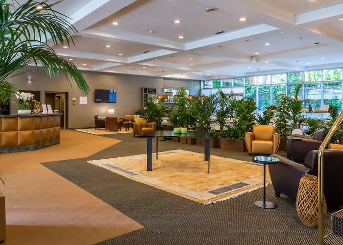 Blaise & Francis Milano