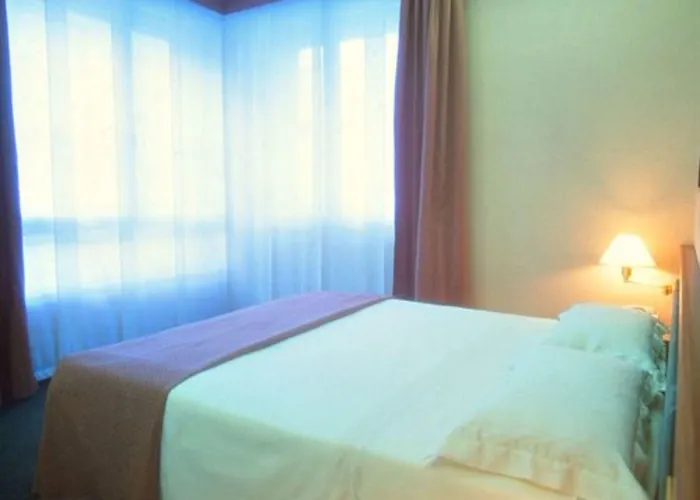 Ξενοδοχείο Crivi's 4*