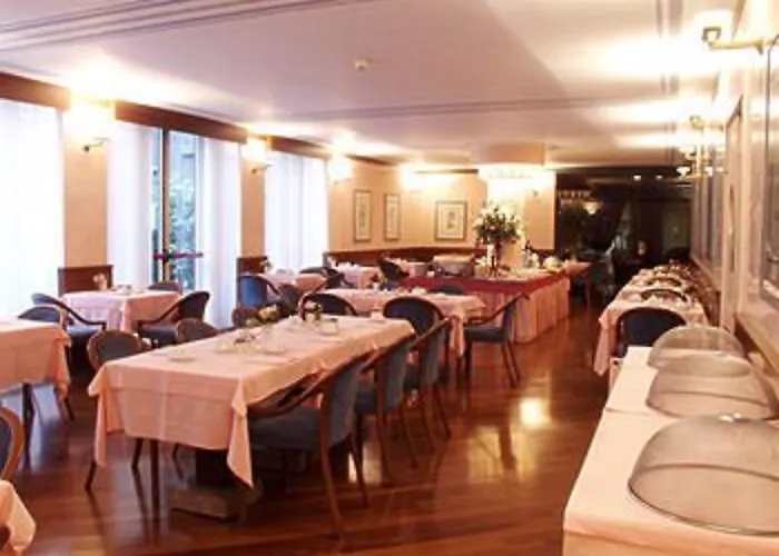 Crivi's 4* Milán