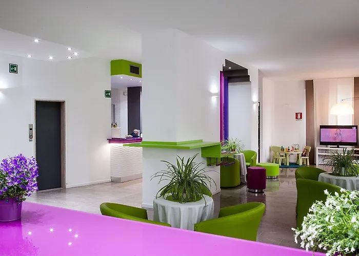 Отель Palmanova 4*