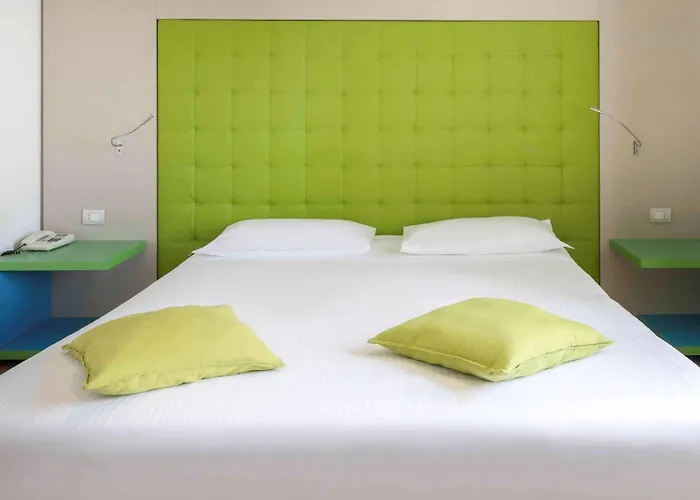 Palmanova Отель