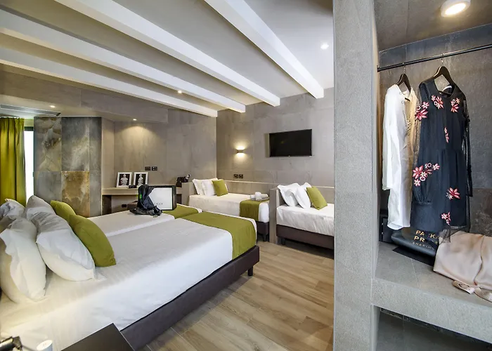 Just Hotel
