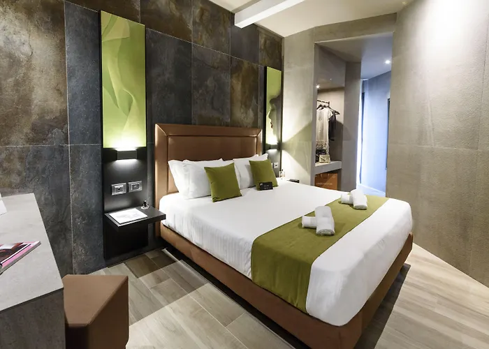 Hotel Just 4*