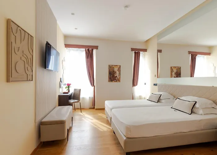 Ah - Fashion District 4* Milánó