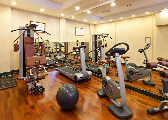 Отель Mirage Sure Collection By Western 4*