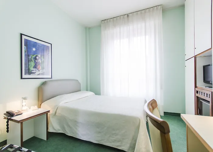 Molise 2 Hotel Milan