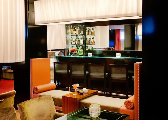 Starhotels Anderson Отель Милан