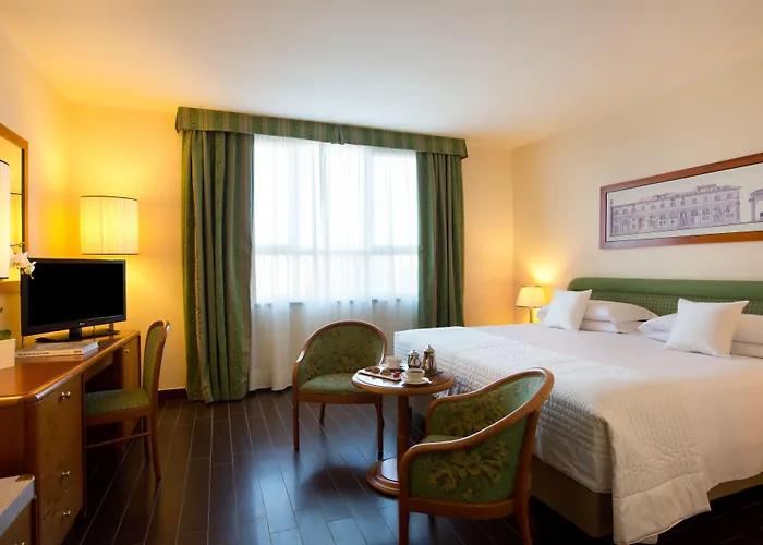Starhotels Business Palace 4* Milano