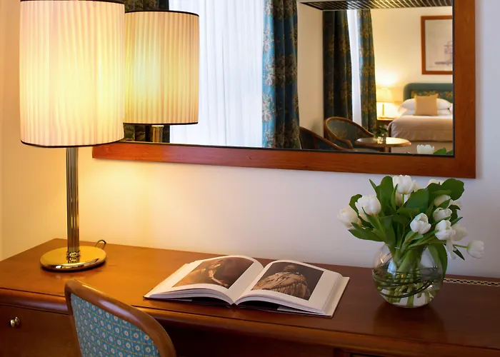 Otel Starhotels Business Palace 4*