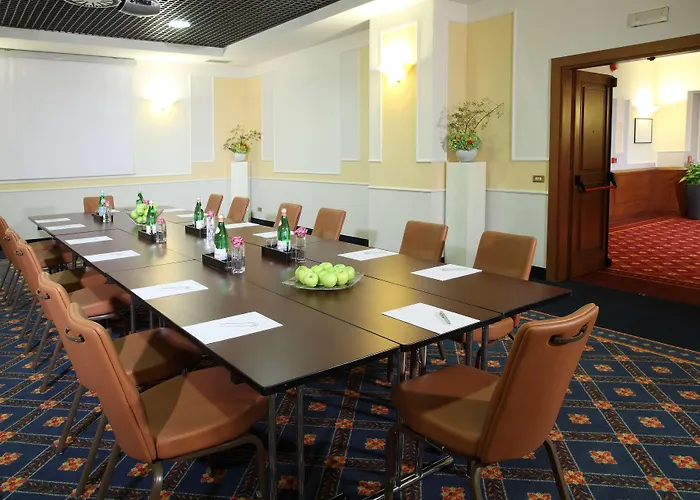 Otel Starhotels Business Palace 4*