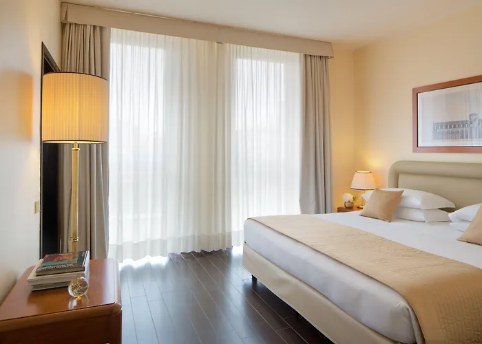Starhotels Business Palace מלון מילאנו