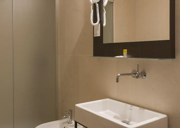 Station Hotel 3*