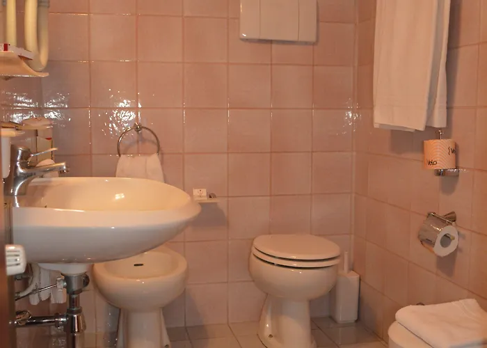 أسبرومونته فندق