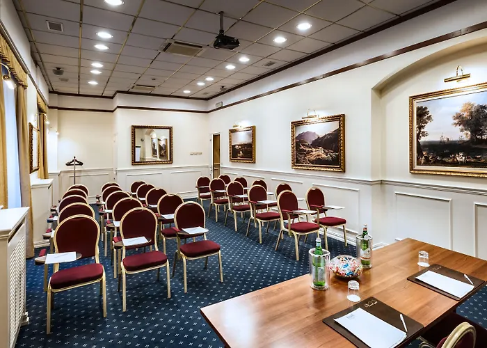 Worldhotel Casati 18 Отель Милан