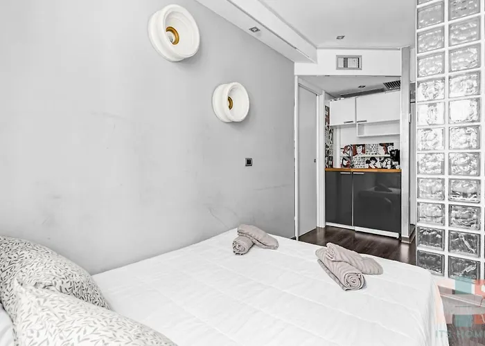 Apartmán Cc8 -brera-isola- Modern - - Wifi *