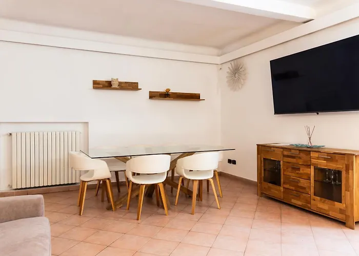 Youhosty - Secret Garden Apartmán Milán