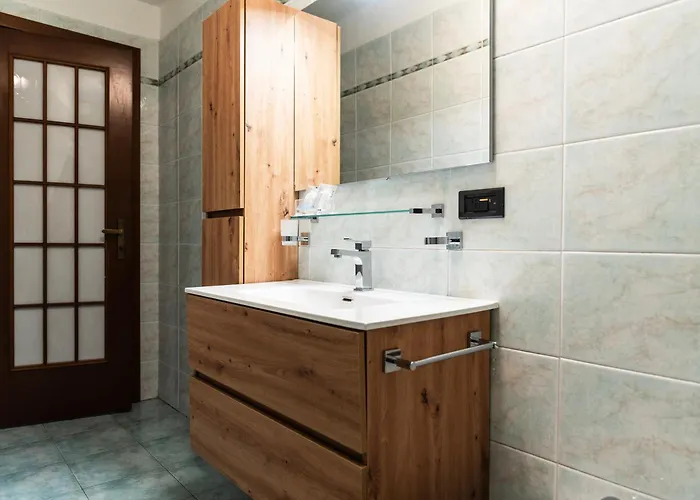 Apartmán Youhosty - Secret Garden Milán