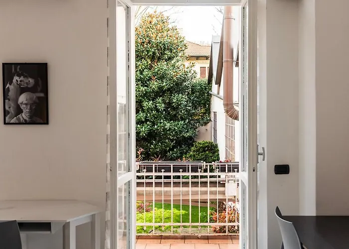 Youhosty - Secret Garden *