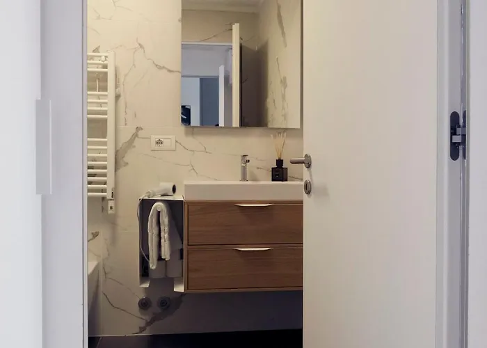 Comecasa Modern Terraced & Palestra