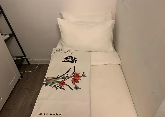 Quiet & Relaxing Place - 1 Min To Metro - Later Check-in After At 19 - Lgbt Friendly - Private & Shared - Ideal For Women - No People Do Not Respect The Time - No People Do Not For Sleep Before Midnight 24 מילאנו