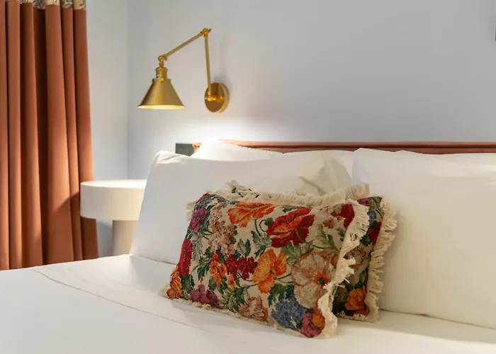 V-collection Solferino 3* Milaan