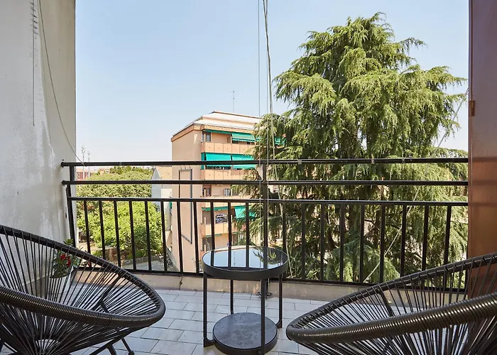 Lejlighed Family Friendly & Spacious W Balcony Metro Milano