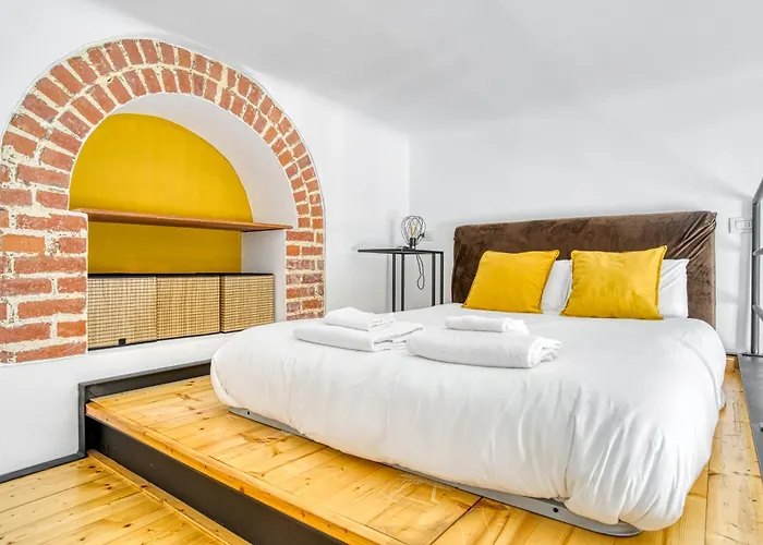 公寓 Loft Maderno - Elegant Space 20 Mins From Duomo With One Bedroom For 4 People