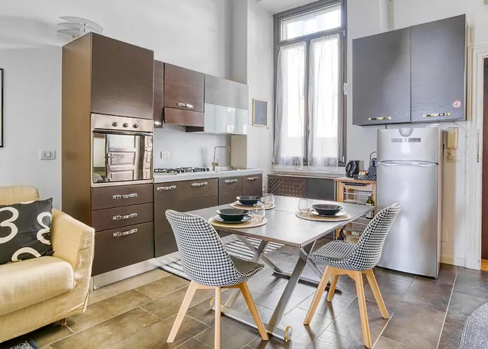 Loft Maderno - Elegant Space 20 Mins From Duomo With One Bedroom For 4 People 公寓 *