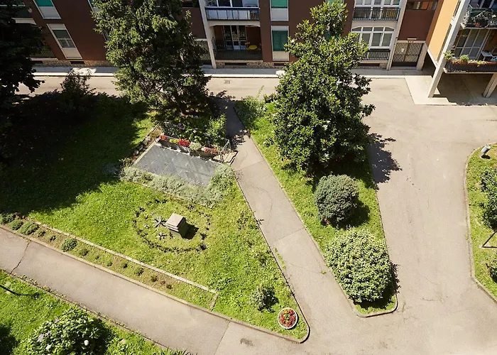 Family Friendly & Spacious W Balcony Metro Milano